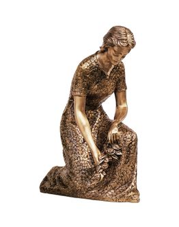statue-statues-with-flowers-h-31-3-8-x11-3-8-lost-wax-casting-3028.jpg